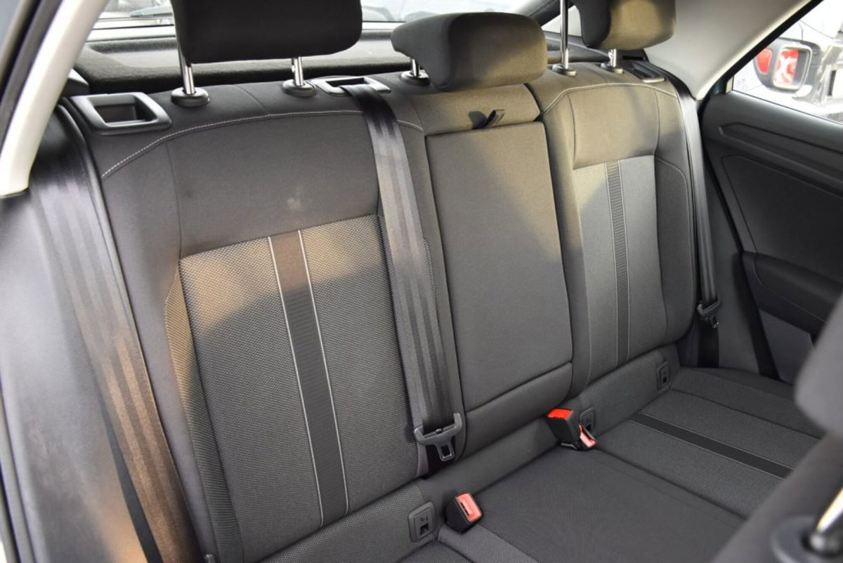 Volkswagen T-Roc 2.0 tdi Life 115cv (17)