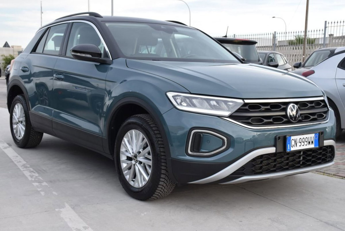 Volkswagen T-Roc 2.0 tdi Life 115cv (3)