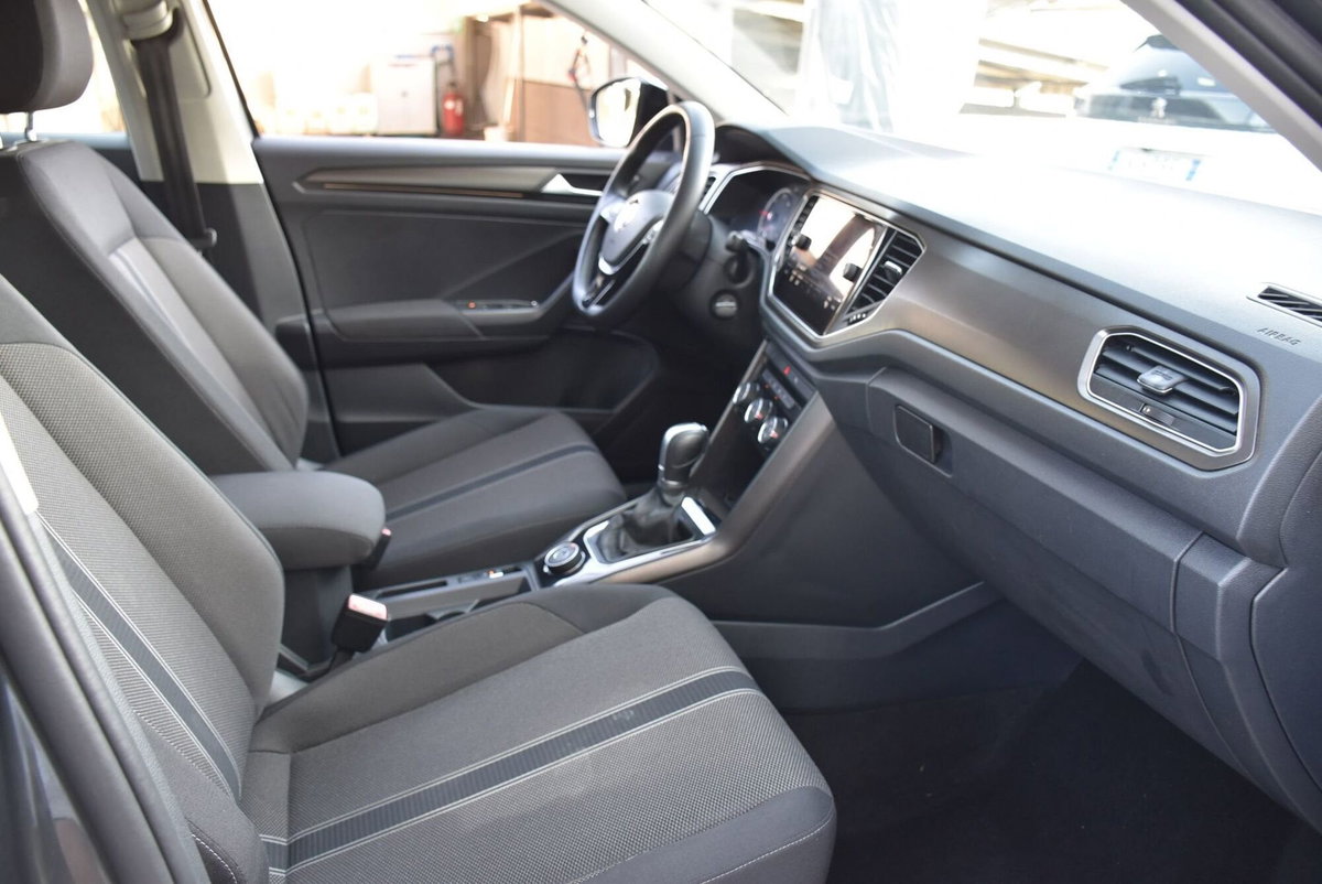 Volkswagen T-Roc 2.0 TDI SCR 150 CV DSG 4MOTION Style BlueMot. Tech. (16)
