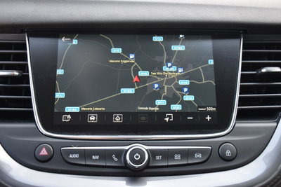 Opel Grandland 1.5 diesel Ecotec aut. Business Elegance (12)