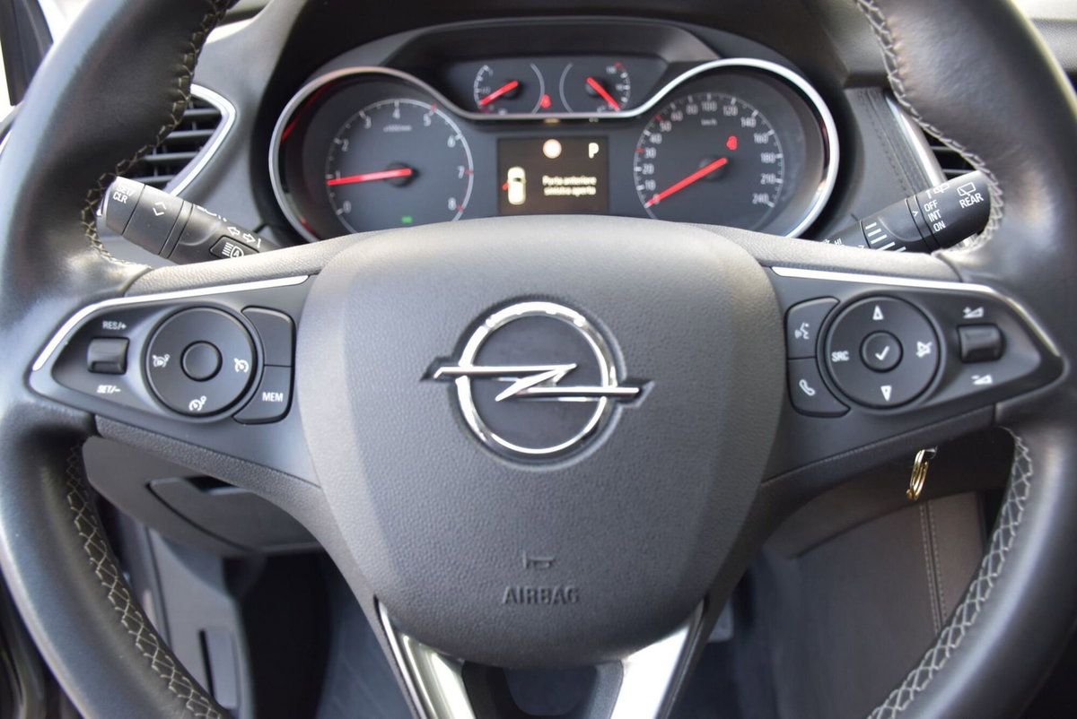 Opel Grandland 1.5 diesel Ecotec aut. Business Elegance (8)