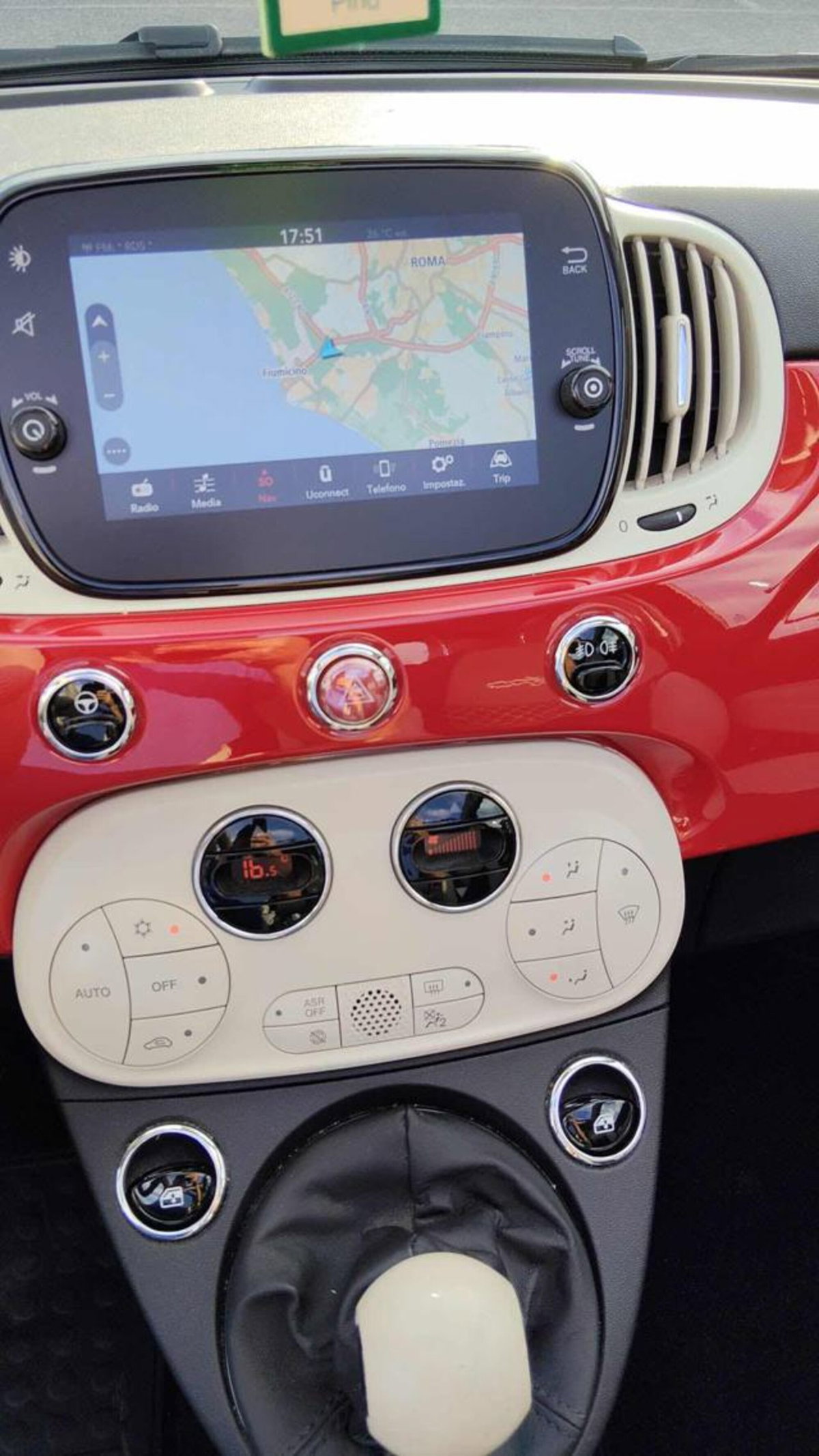 Fiat 500 Cabrio 1.0 Hybrid Dolcevita (11)