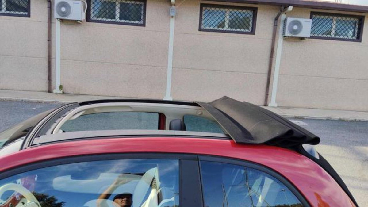 Fiat 500 Cabrio 1.0 Hybrid Dolcevita (13)