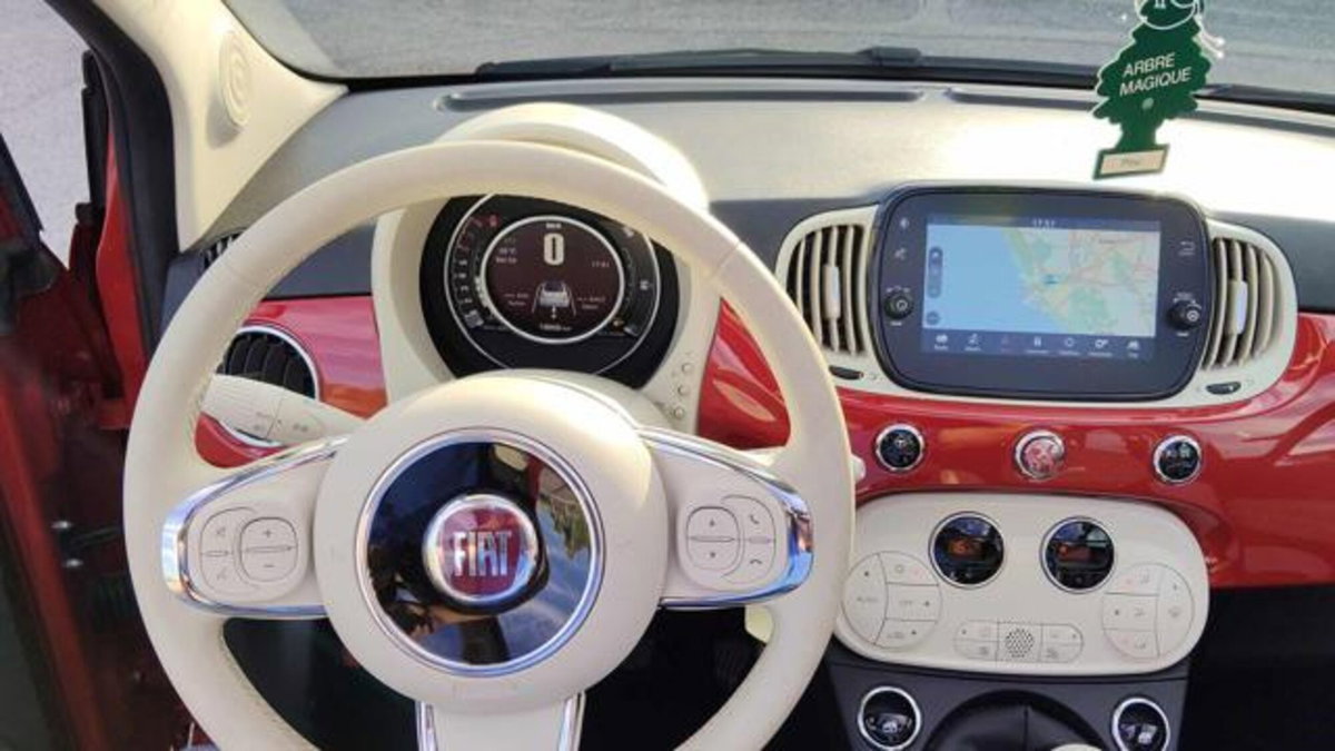 Fiat 500 Cabrio 1.0 Hybrid Dolcevita (9)