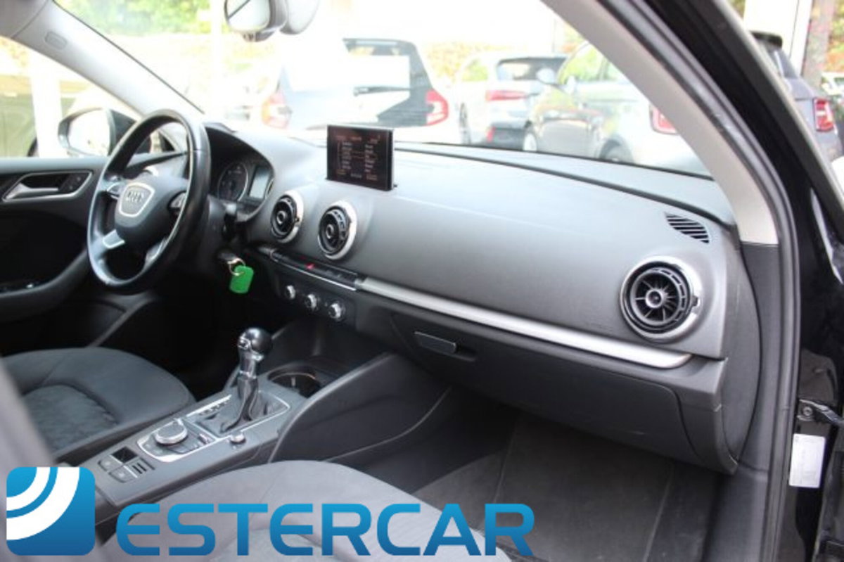 Audi A3 Sportback 1.6 TDI ultra Attraction (12)