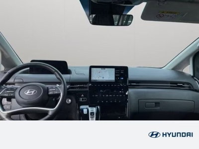 Hyundai Staria 1.6 hev 2wd auto (12)