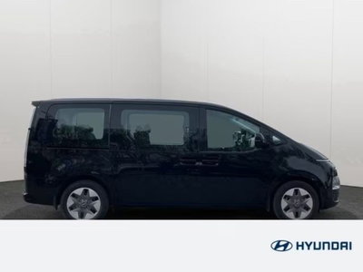 Hyundai Staria 1.6 hev 2wd auto (4)