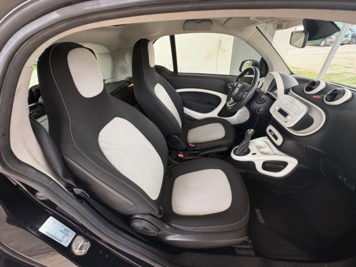 smart Fortwo 70 1.0 Passion (11)