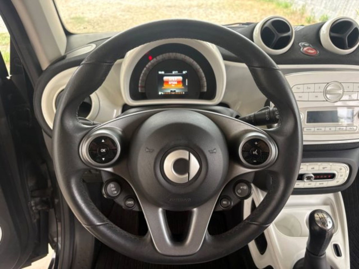 smart Fortwo 70 1.0 Passion (14)