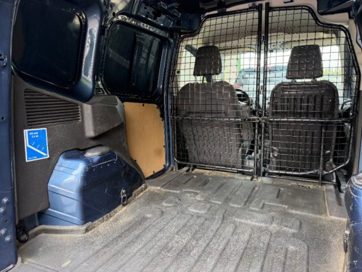 Ford Transit Courier 1.0 EcoBoost 100CV  Trend (12)
