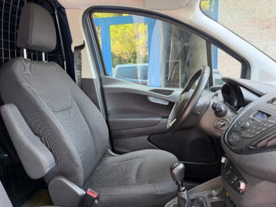 Ford Transit Courier 1.0 EcoBoost 100CV  Trend (8)