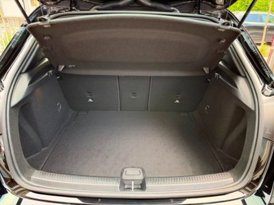 Mercedes-Benz Classe A Sedan 200 Automatic 4p. Premium (15)