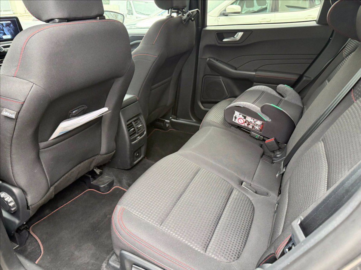 Ford Kuga 2.5 Plug In Hybrid 225 CV CVT 2WD (12)