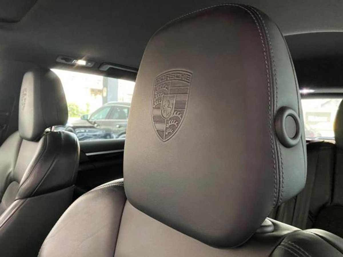 Porsche Cayenne 3.0 Diesel Platinum Edition (18)