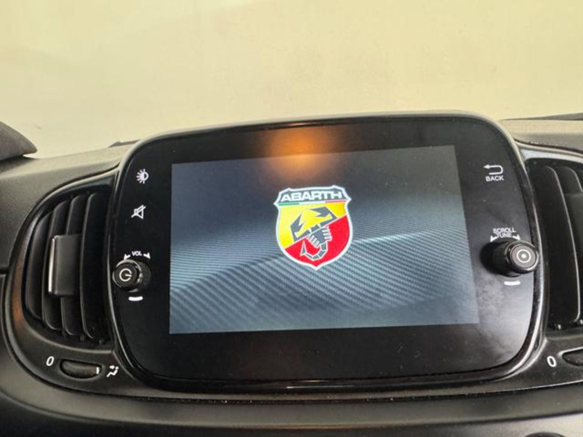 Abarth 695 695 1.4 Turbo T-Jet 180 CV 70° (12)