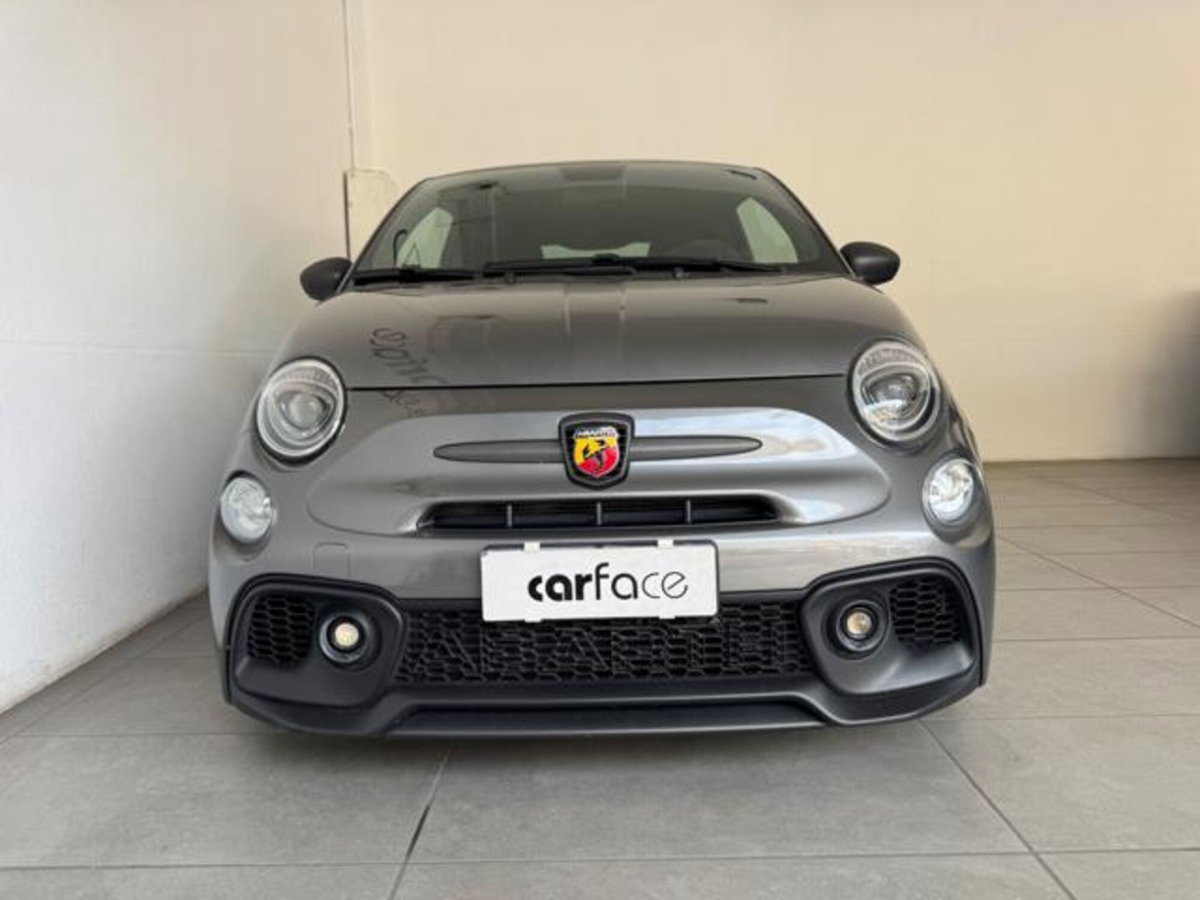 Abarth 695 695 1.4 Turbo T-Jet 180 CV 70° (2)