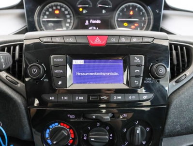 Lancia Ypsilon 1.0 FireFly 5 porte S&S Hybrid Ecochic Silver (18)