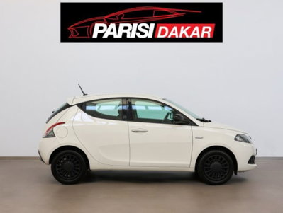 Lancia Ypsilon 1.0 FireFly 5 porte S&S Hybrid Ecochic Silver (6)