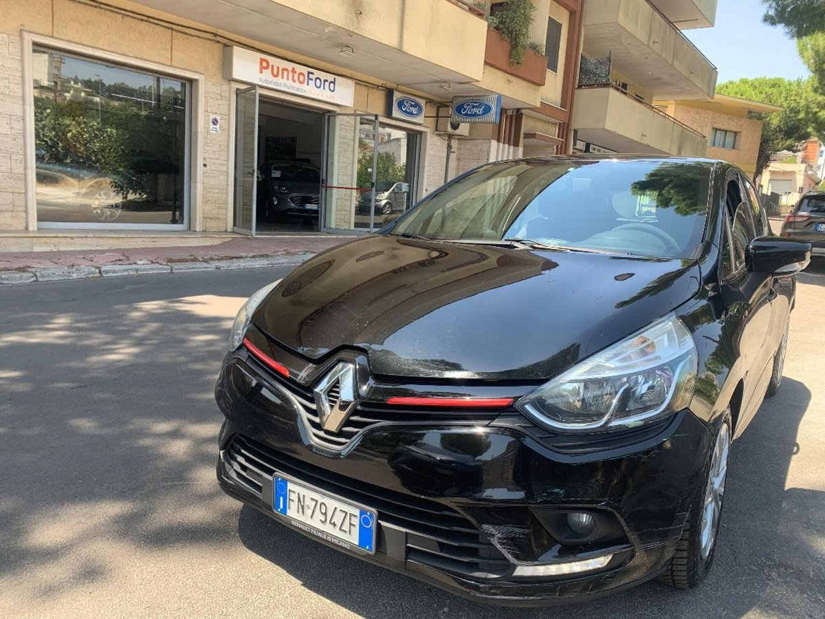 Renault Clio 1.5 dCi 8V 75CV Start&Stop 5 porte Wave
