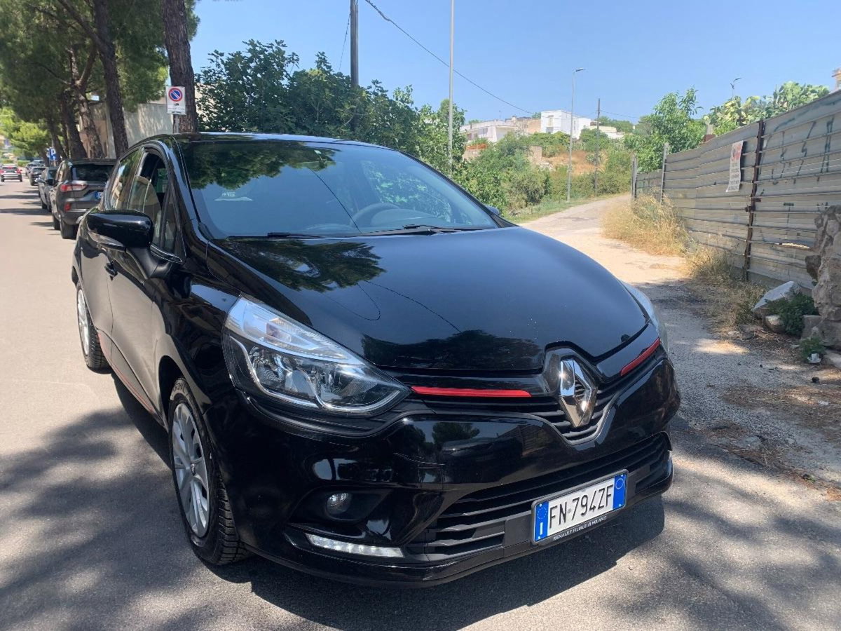 Renault Clio 1.5 dCi 8V 75CV Start&Stop 5 porte Wave (3)