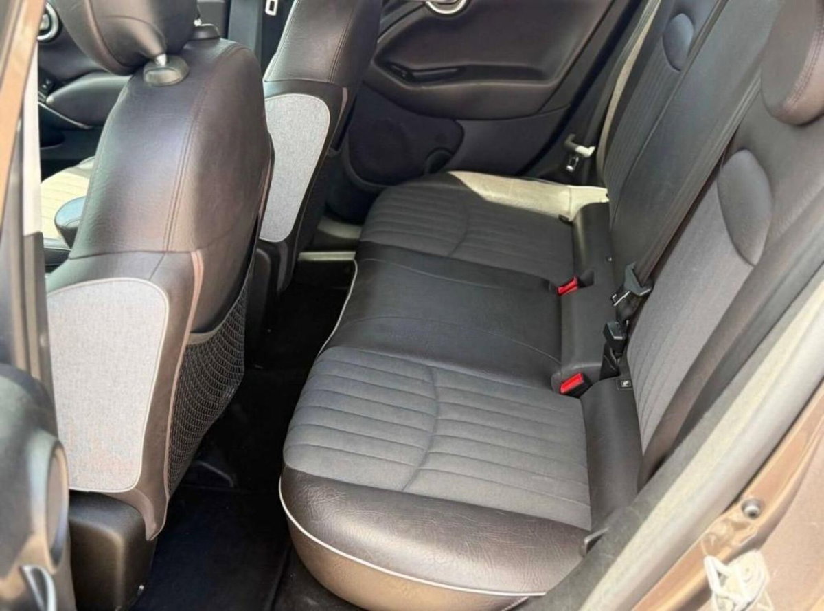 Fiat 500X 1.6 MultiJet 120 CV Lounge (9)