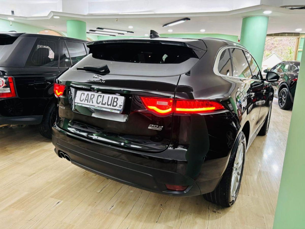 Jaguar F-Pace 2.0 D 180 CV AWD aut. Portfolio (4)