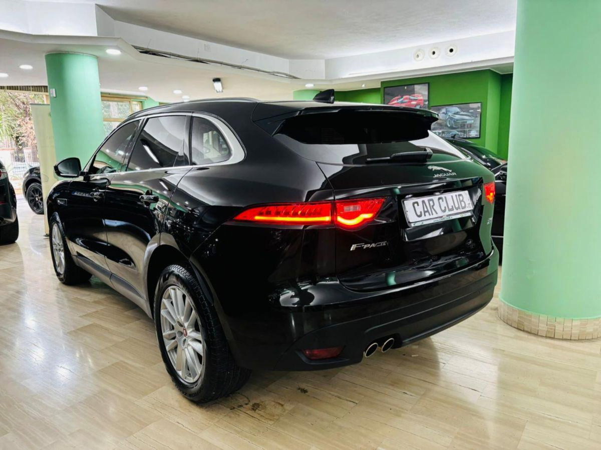 Jaguar F-Pace 2.0 D 180 CV AWD aut. Portfolio (5)