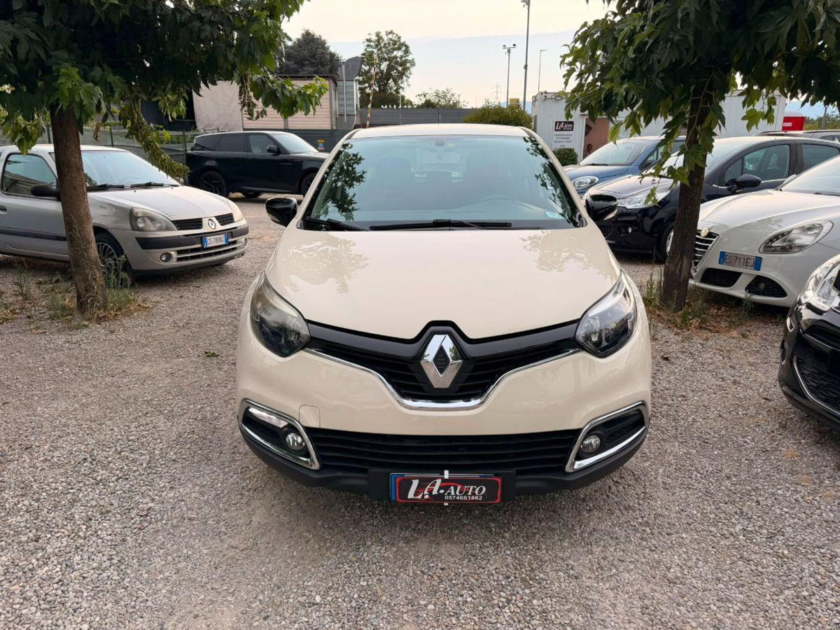 Renault Captur 1.5 dCi 8V 90 CV Start&Stop Life (3)