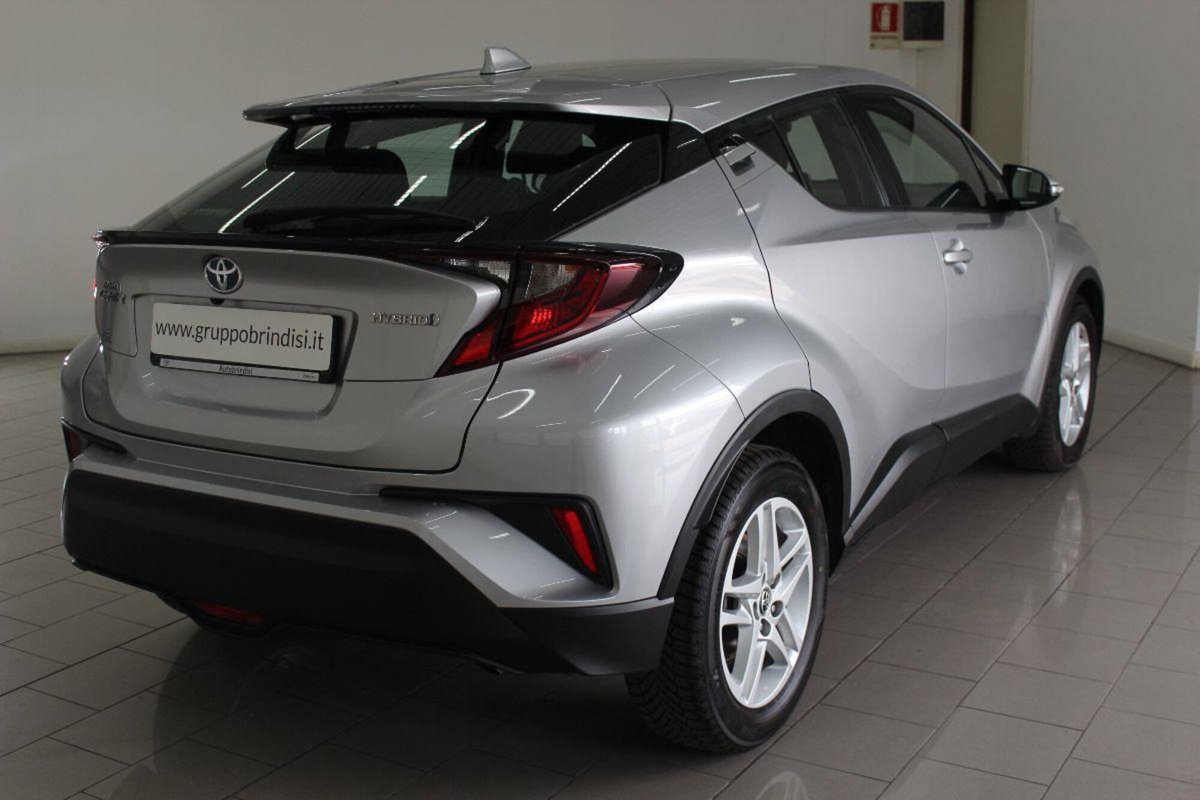 Toyota Toyota C-HR 1.8 Hybrid E-CVT Active (4)