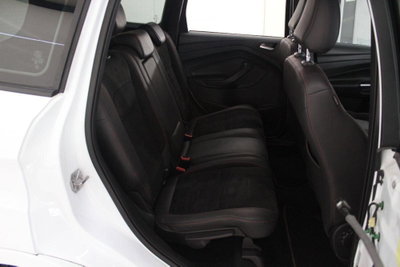 Ford Kuga 2.0 TDCI 120 CV S&S 2WD Powershift ST-Line (13)