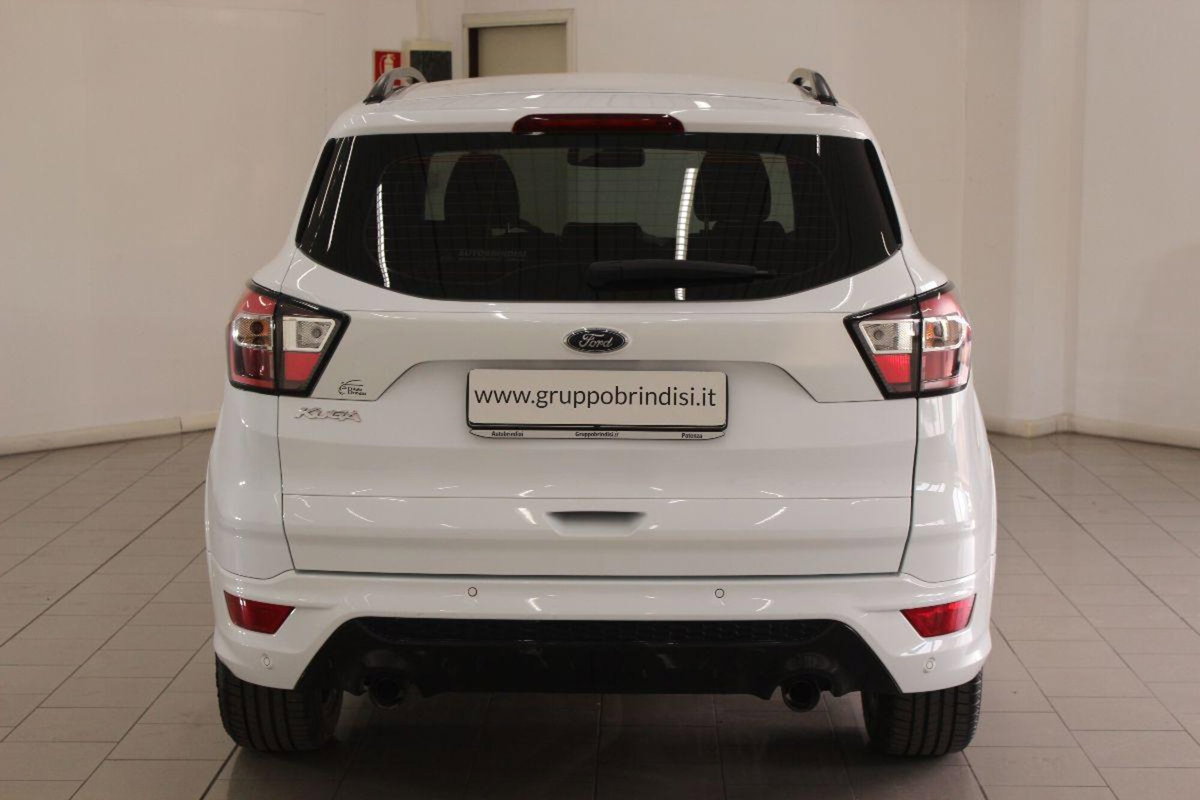 Ford Kuga 2.0 TDCI 120 CV S&S 2WD Powershift ST-Line (5)