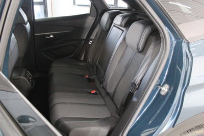 Peugeot 3008 BlueHDi 130 S&S EAT8 Allure Pack (13)
