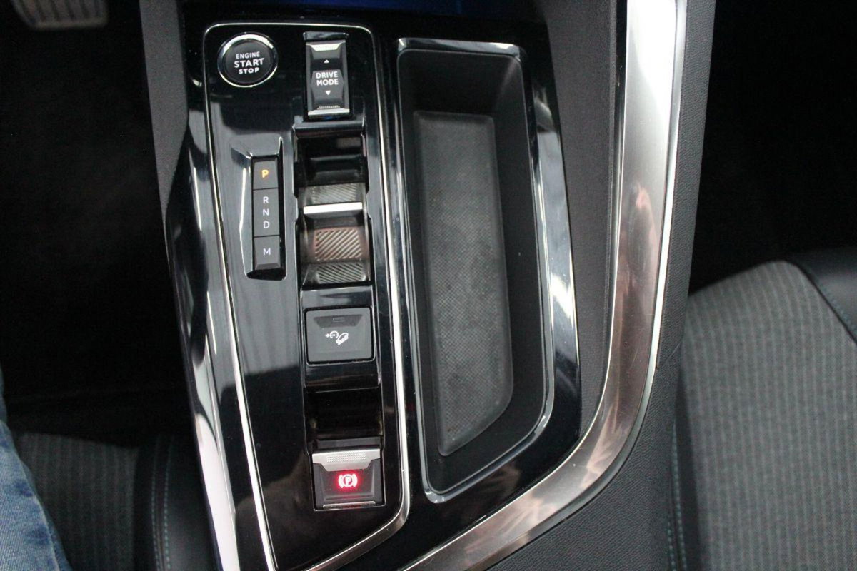 Peugeot 3008 BlueHDi 130 S&S EAT8 Allure Pack (16)