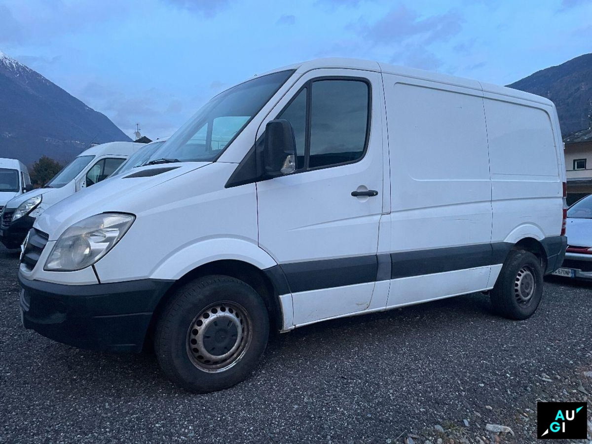 Mercedes-Benz Sprinter T37/30 211 CDI Cabinato