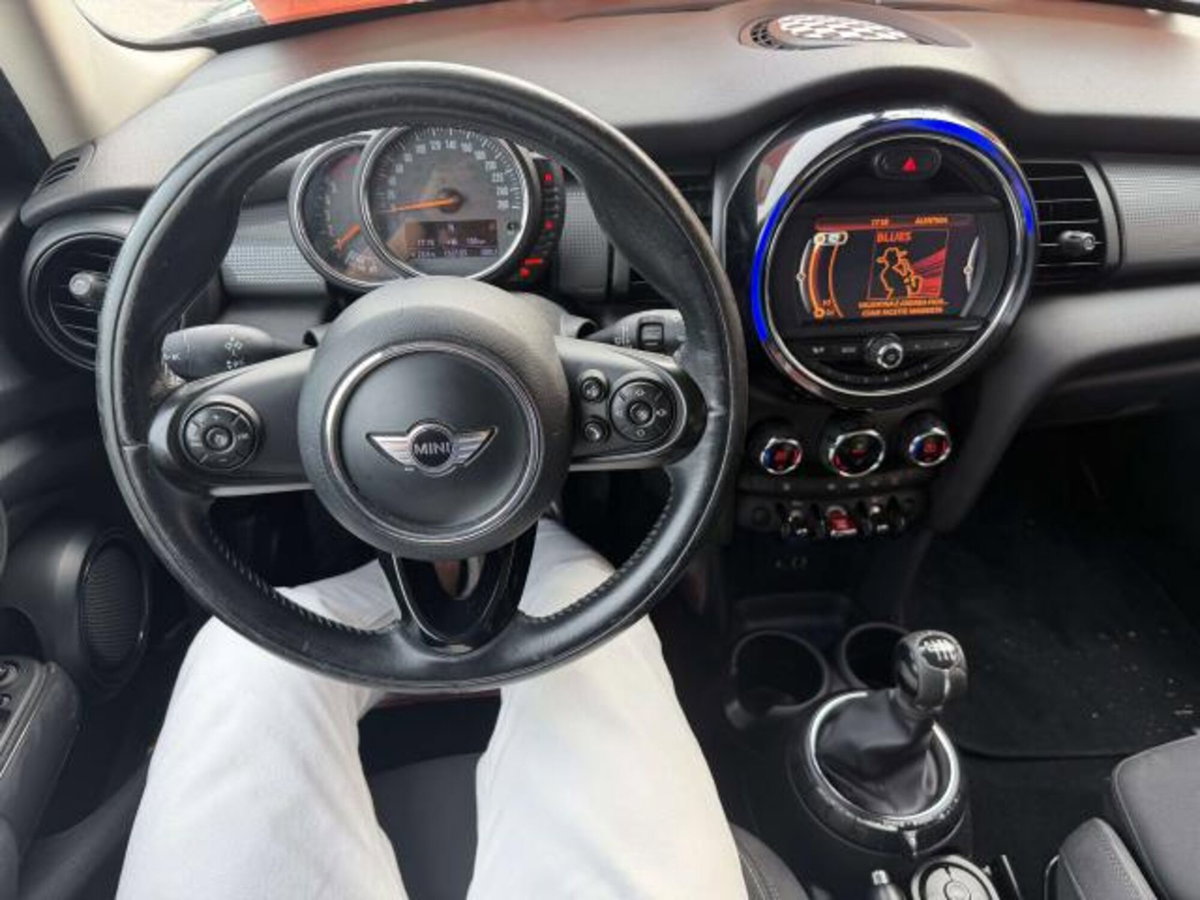 MINI Mini Clubman 1.5 One D Business Clubman (13)