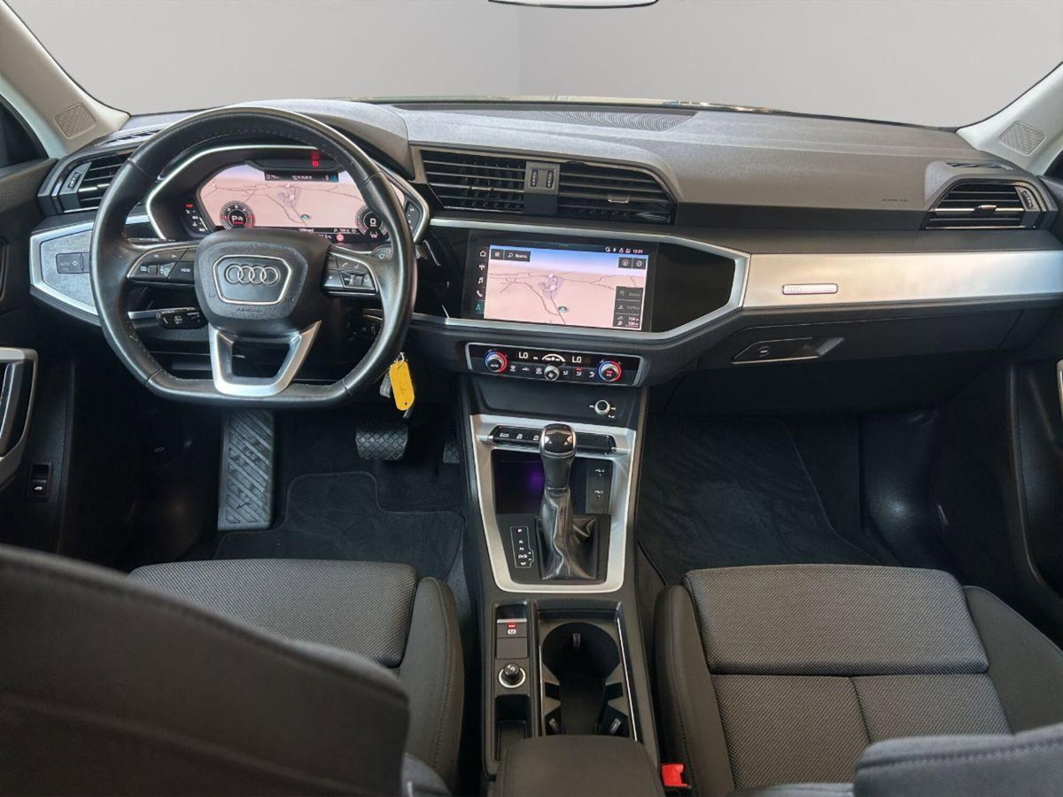 Audi Q3 Sportback 35 TDI S line edition (14)