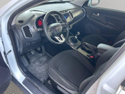 Kia Sportage 1.7 CRDI VGT 2WD Cool (10)