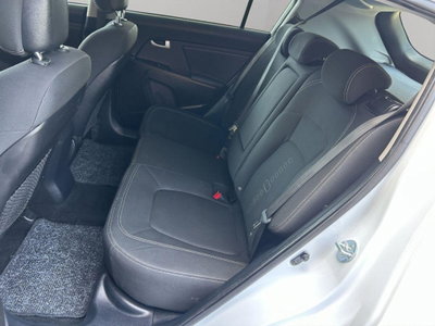Kia Sportage 1.7 CRDI VGT 2WD Cool (12)
