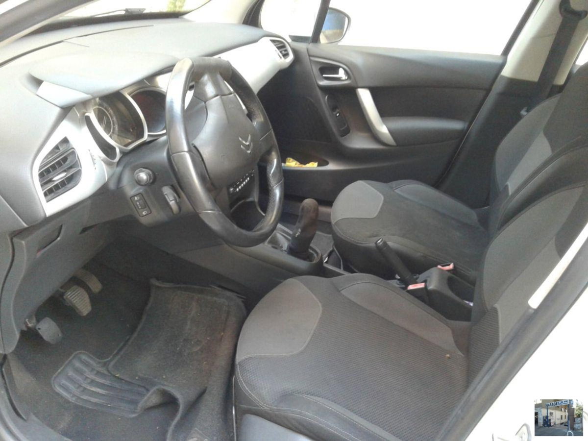 Citroen C3 1.1 White Selection (11)