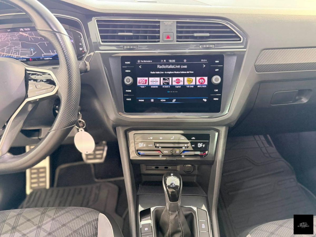 Volkswagen Tiguan 2.0 BiTDI SCR DSG 4MOTION Executive R-Line BMT (12)