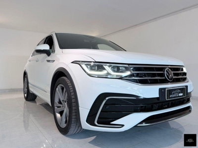 Volkswagen Tiguan 2.0 BiTDI SCR DSG 4MOTION Executive R-Line BMT (2)