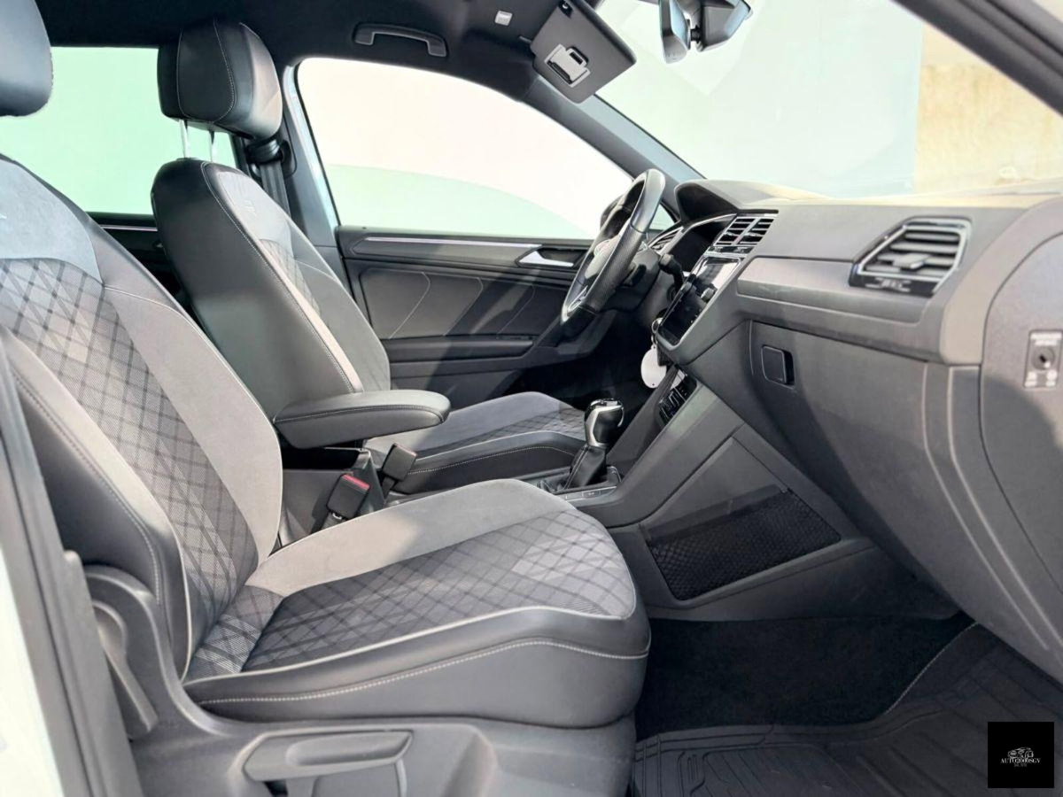 Volkswagen Tiguan 2.0 BiTDI SCR DSG 4MOTION Executive R-Line BMT (7)