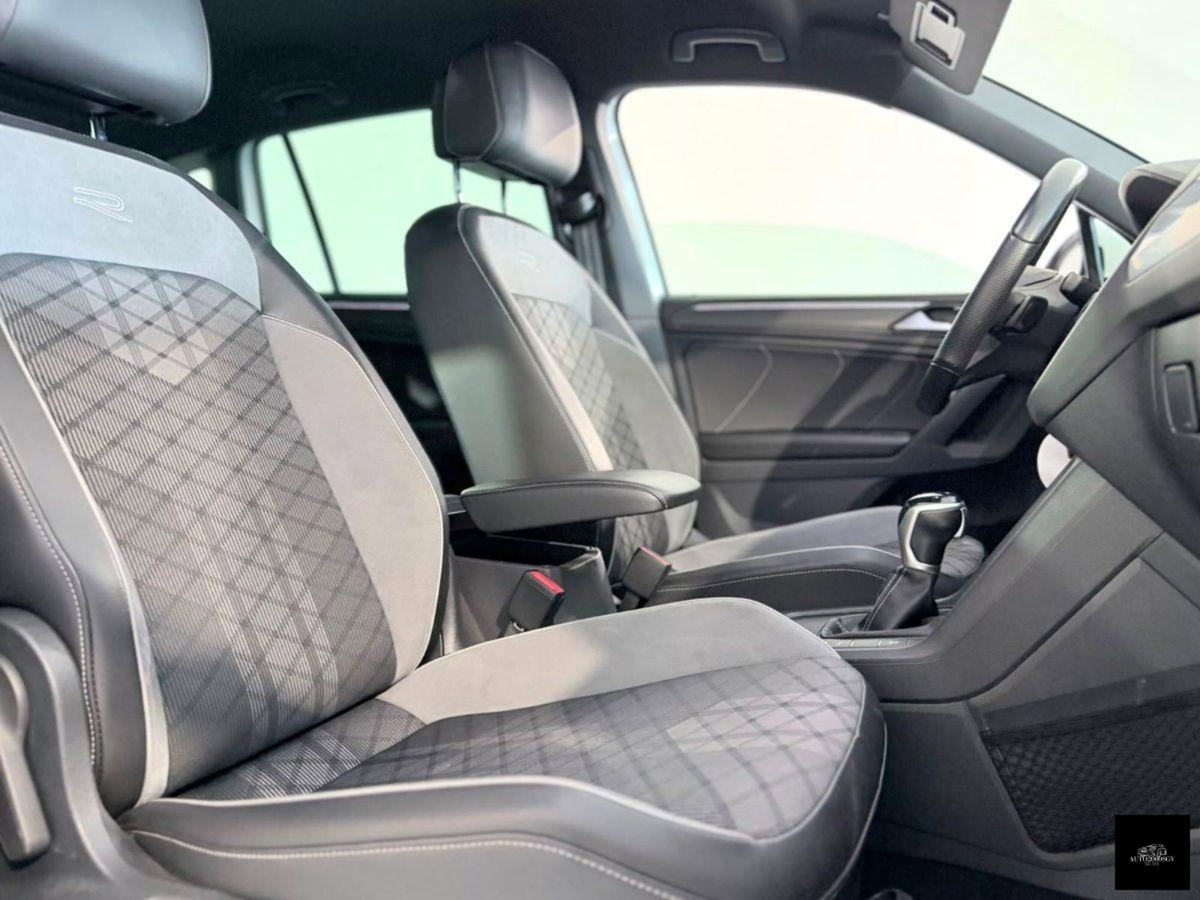 Volkswagen Tiguan 2.0 BiTDI SCR DSG 4MOTION Executive R-Line BMT (8)