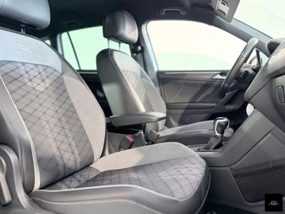 Volkswagen Tiguan 2.0 BiTDI SCR DSG 4MOTION Executive R-Line BMT (8)