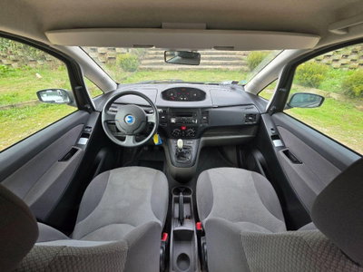 Fiat Idea 1.2 16V BlackLabel (10)