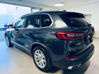BMW X5 xDrive25d xLine (5)
