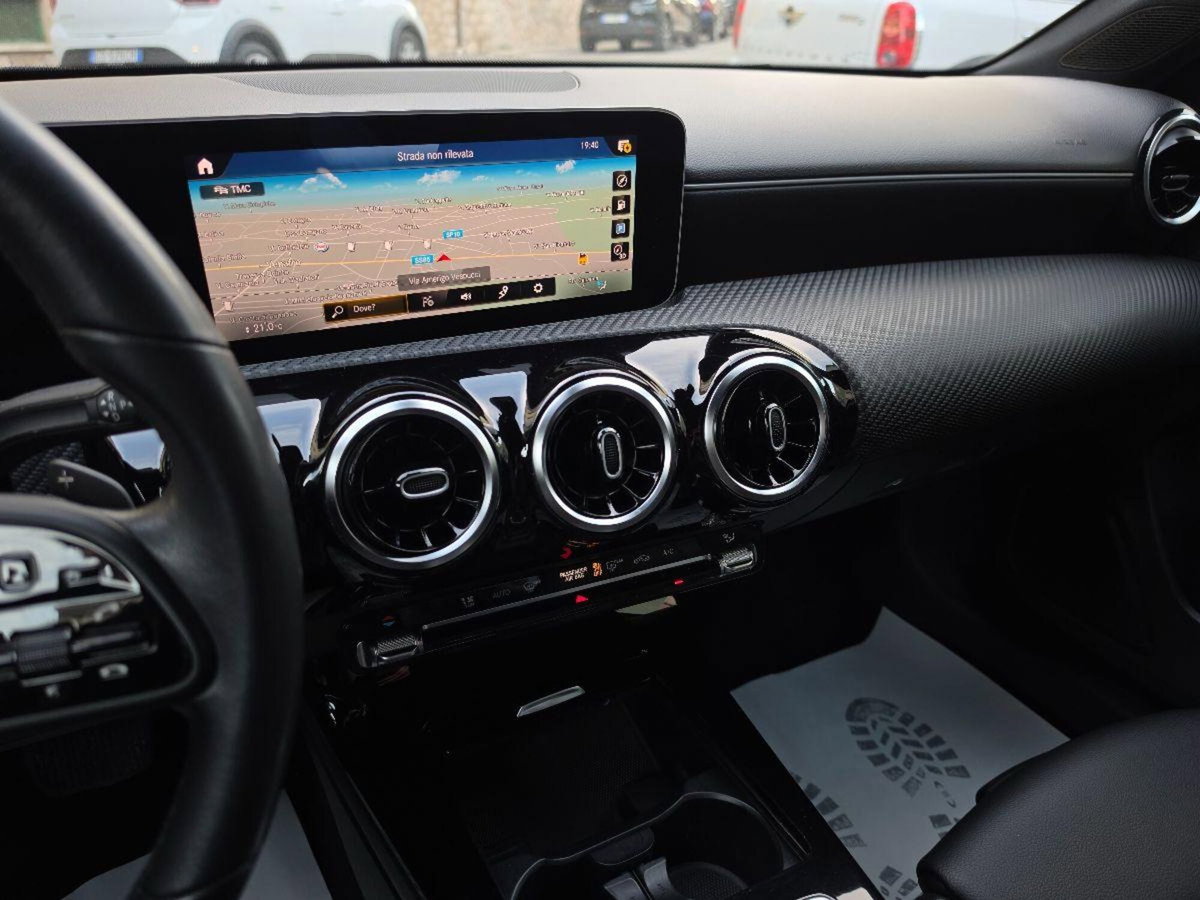 Mercedes-Benz Classe A 180 d Automatic Sport (15)