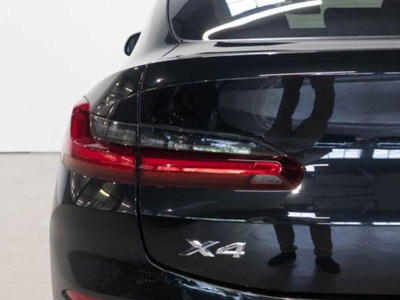 BMW X4 xDrive20d 48V (9)