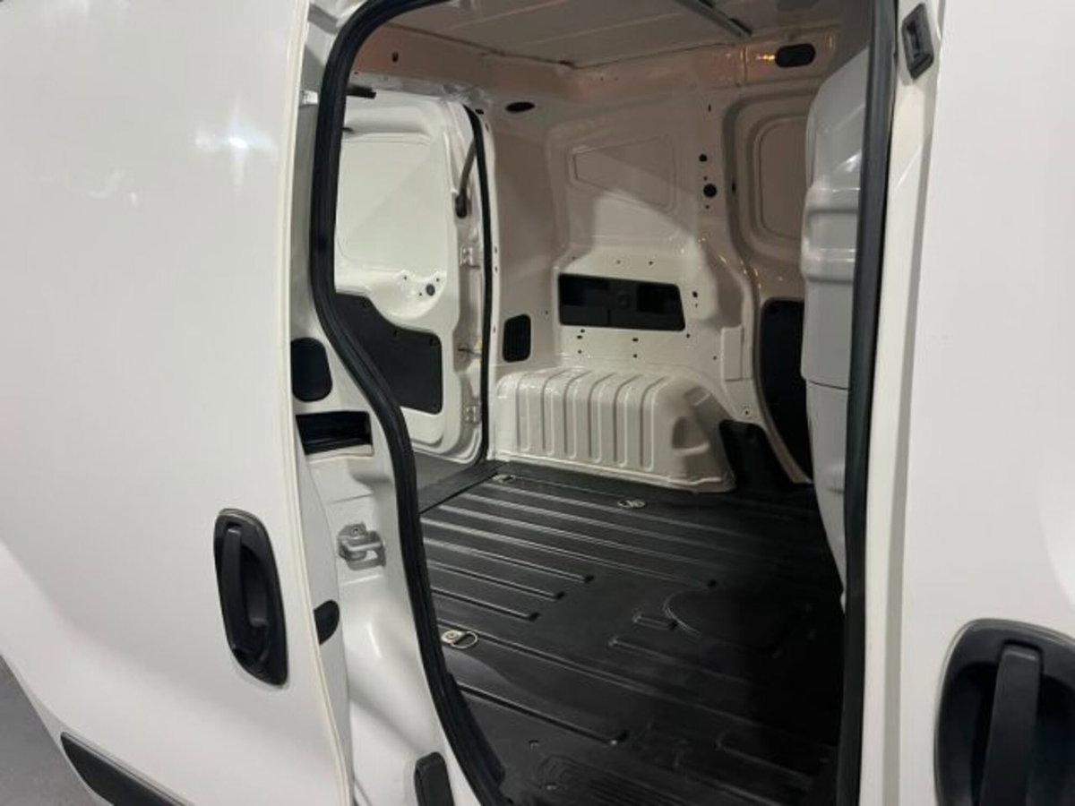 Fiat Qubo 1.3 MJT 80 CV Easy (10)