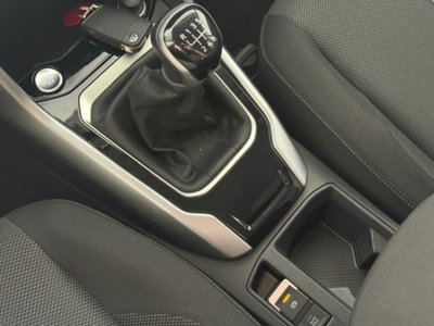 Volkswagen T-Roc 2.0 tdi Edition 115cv (17)